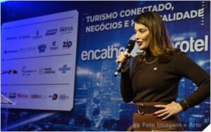 Palestra de Catiane Seif no Encatho & Exprotel - sortimentos.com.br