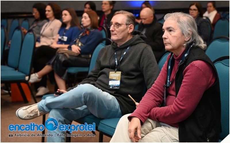 Fabio Juchen e Alice Varajão da ABRAJET no Encatho & Exprotel