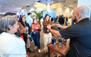 Degustação da Amistat Destilados no Encatho e Exprotel - Sortimentos.com.br