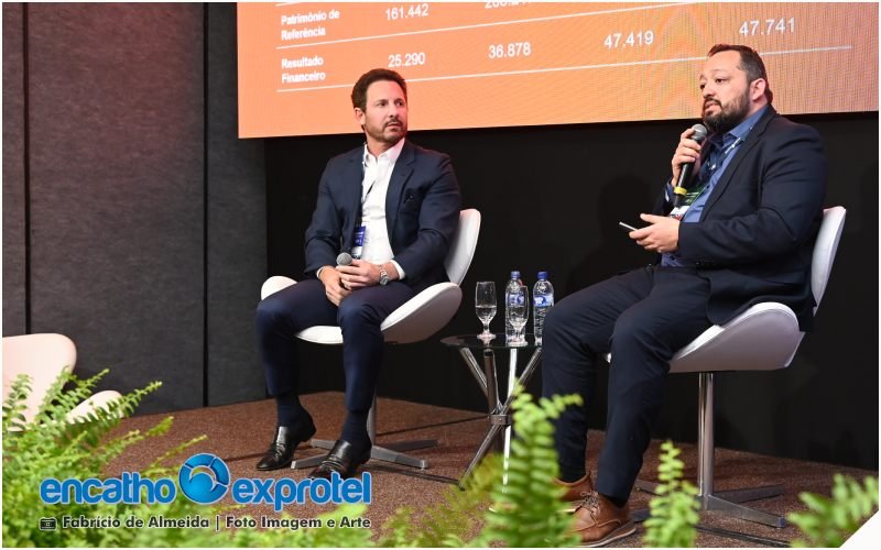 Encatho & Exprotel 2025 - painel “Financiamentos para a Atividade Hoteleira”, com hoteleiro Adriano Palma e Michel Dias Gonçalves, diretor da Cresol