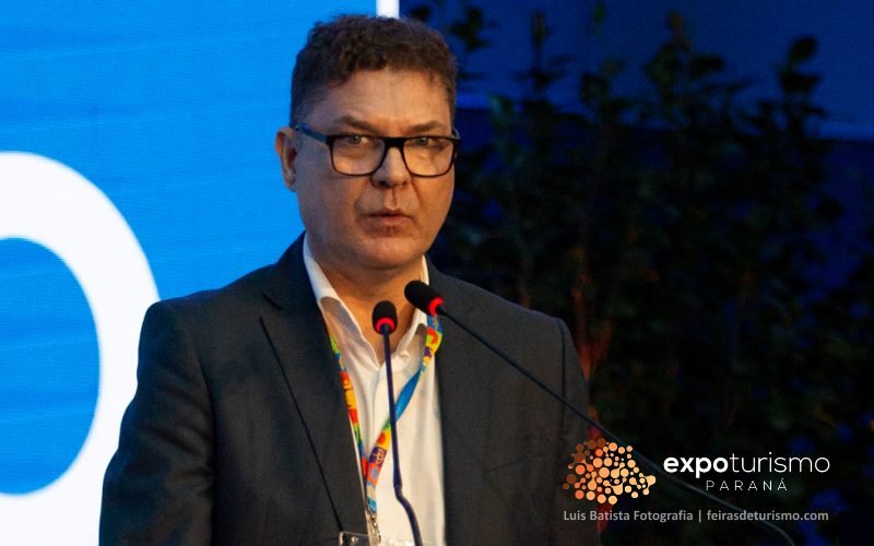 Expo Turismo Paraná 2026 : Rodrigo Swinka ressalta o crescimento do Natal de Curitiba